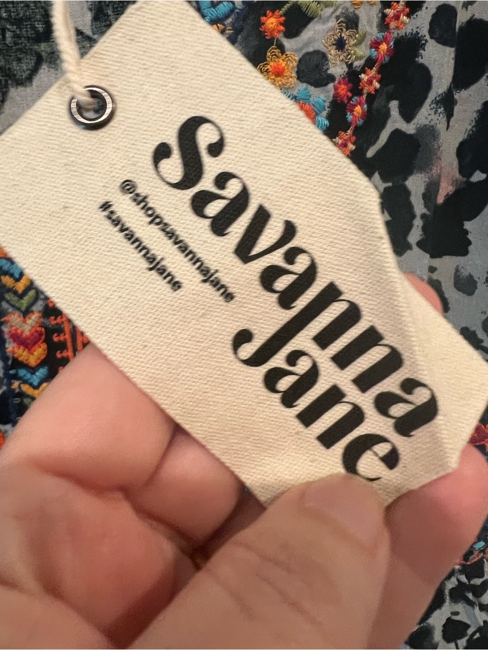NWT Savanna Jane V-Neck Top with Multicolor Embroidery Size Small - Picture 3 of 16